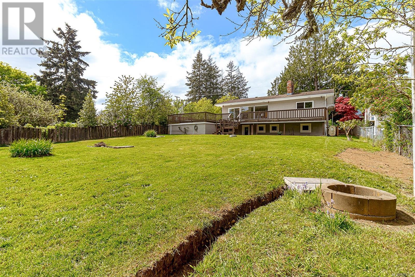 Photo 4 of 2115 Church Rd, Sooke BC