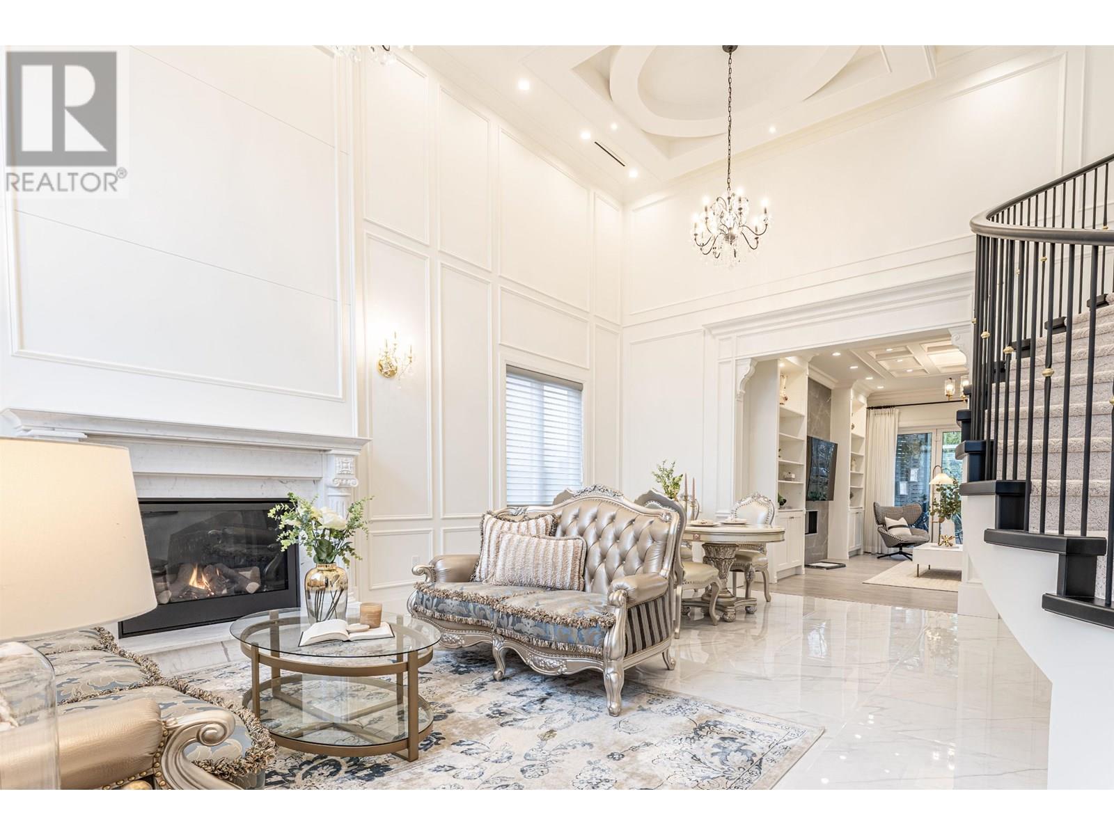 4640 FOXGLOVE Crescent, Richmond