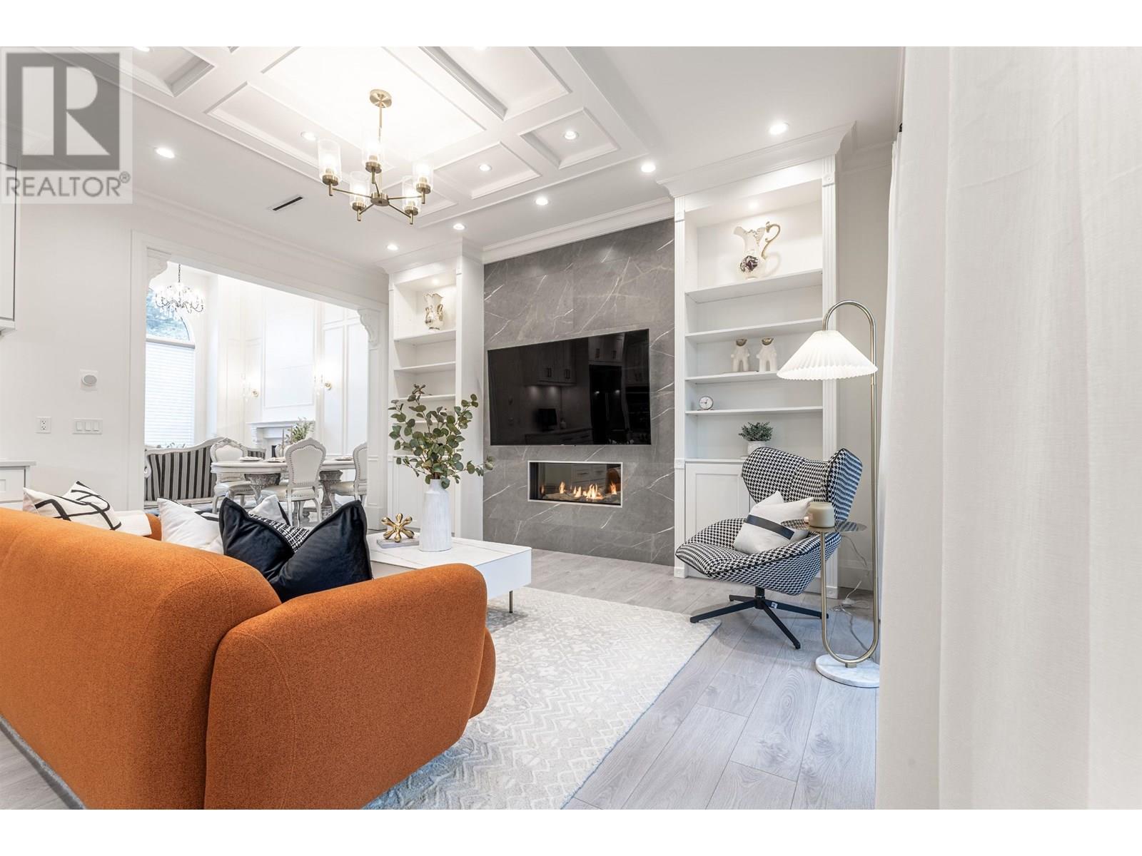 4640 FOXGLOVE Crescent, Richmond