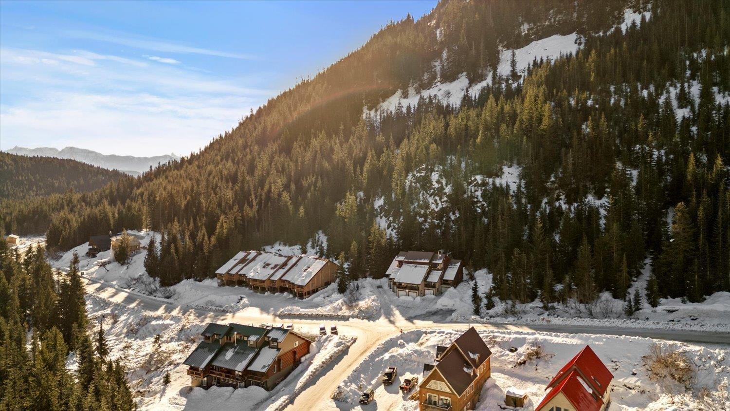 2 20649 EDELWEISS DRIVE, Agassiz