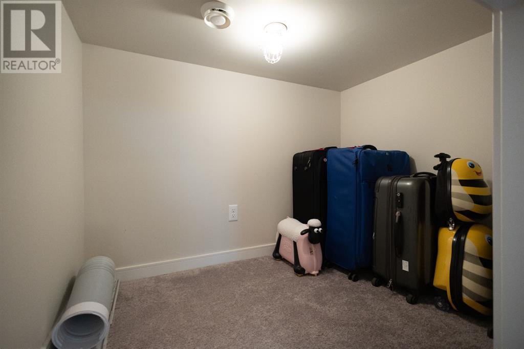 Single Family House for Sale in  Evansridge Common NW Evanston Calgary 