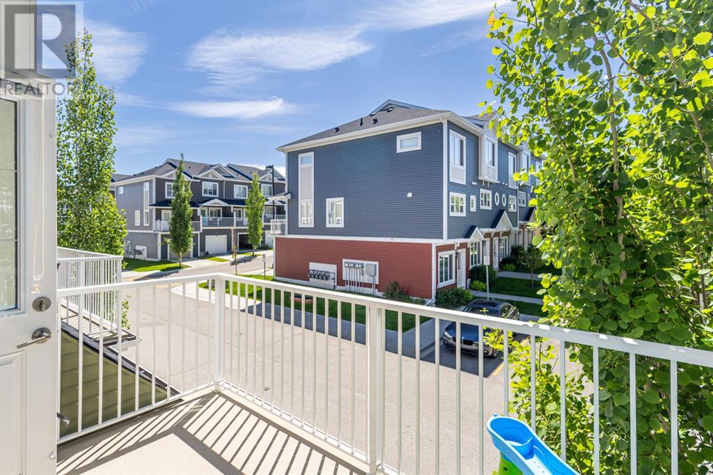 Single Family House for Sale in  Evansridge Common NW Evanston Calgary 