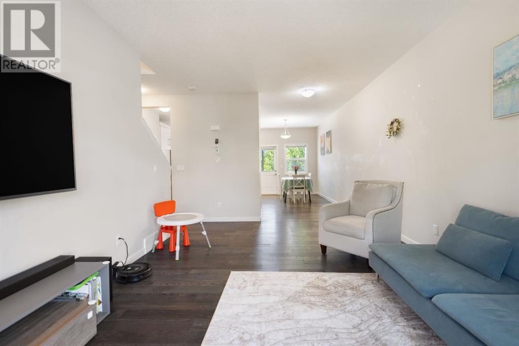 Single Family House for Sale in  Evansridge Common NW Evanston Calgary 