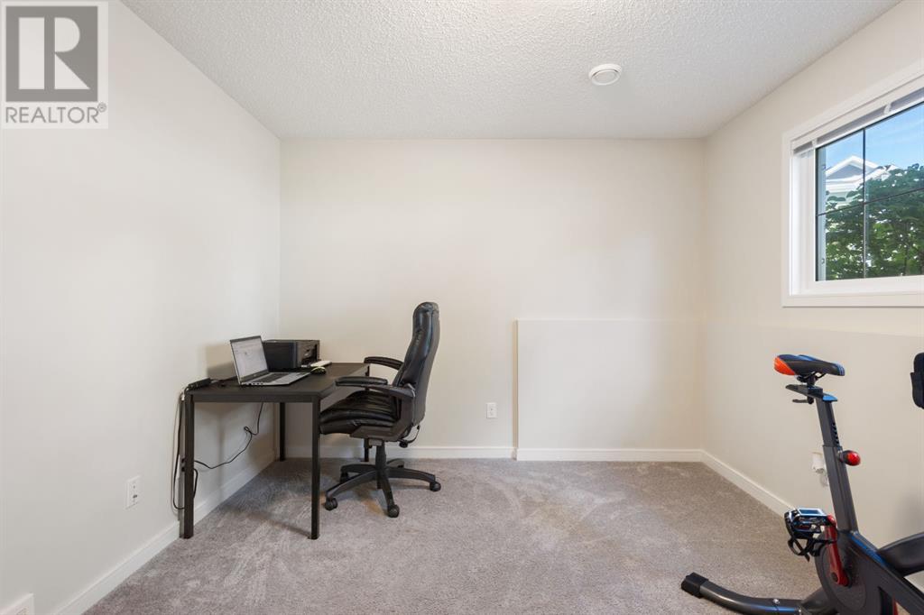 Single Family House for Sale in  Evansridge Common NW Evanston Calgary 