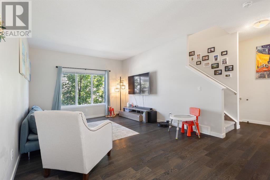 Single Family House for Sale in  Evansridge Common NW Evanston Calgary 