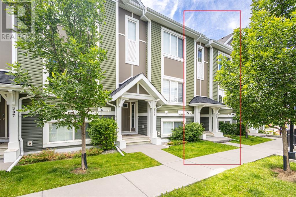 Single Family House for Sale in  Evansridge Common NW Evanston Calgary 