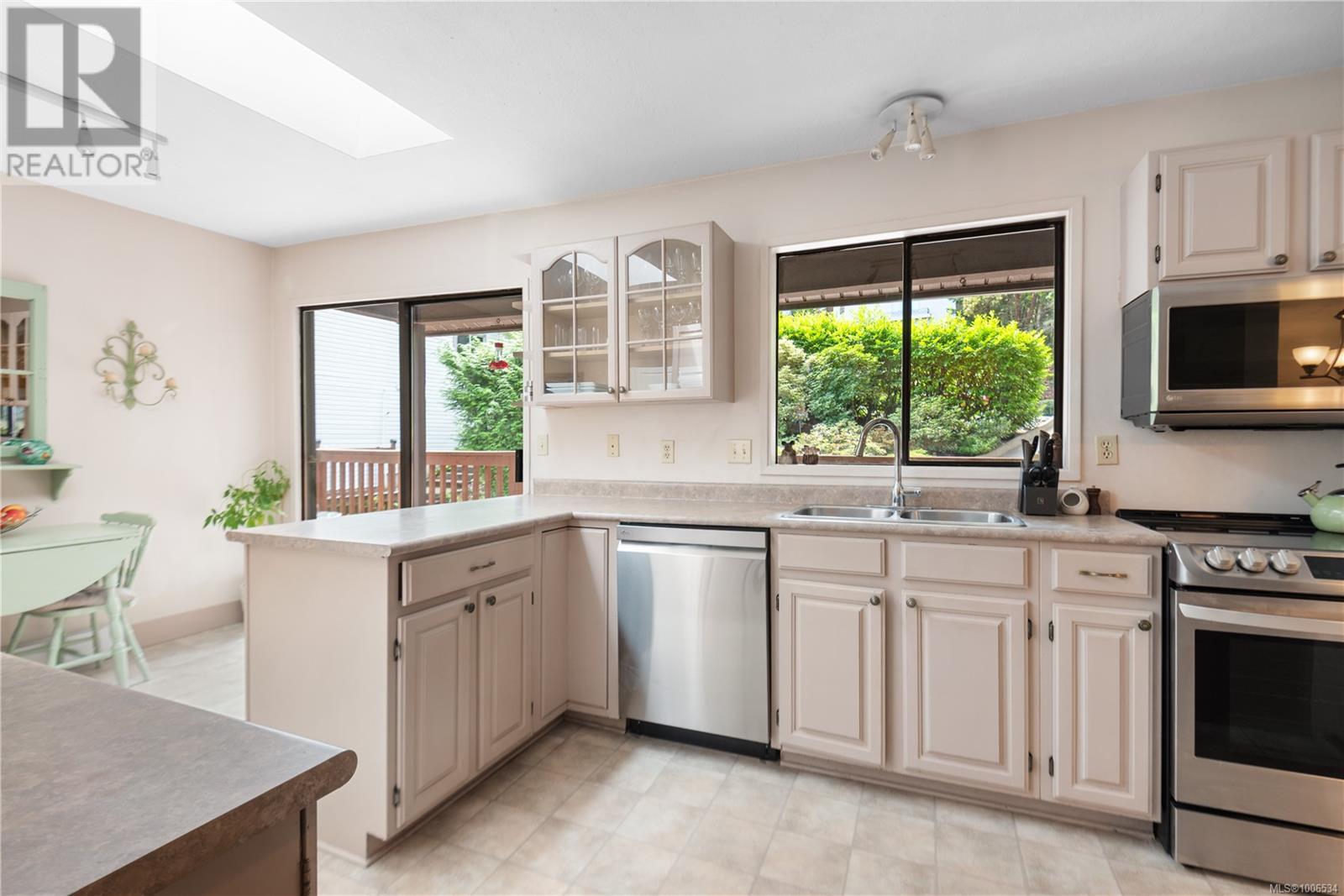 1367 Kingsview Rd, Duncan
