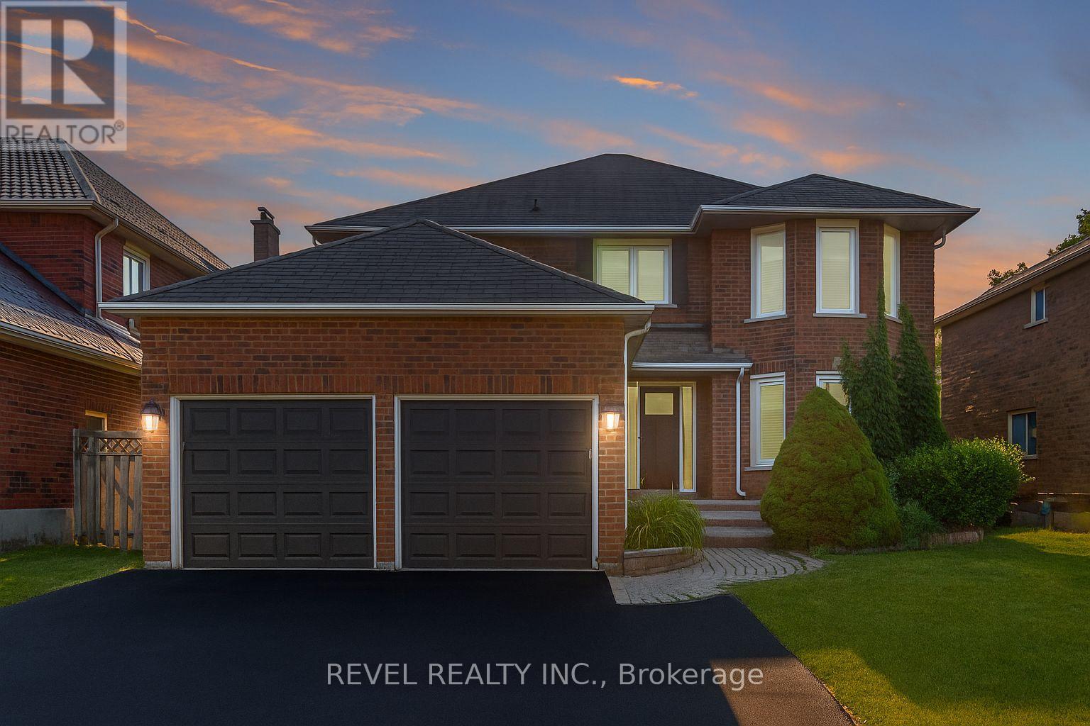 Single Family House for Sale in  LONE OAK AVENUE Brampton (Westgate) 