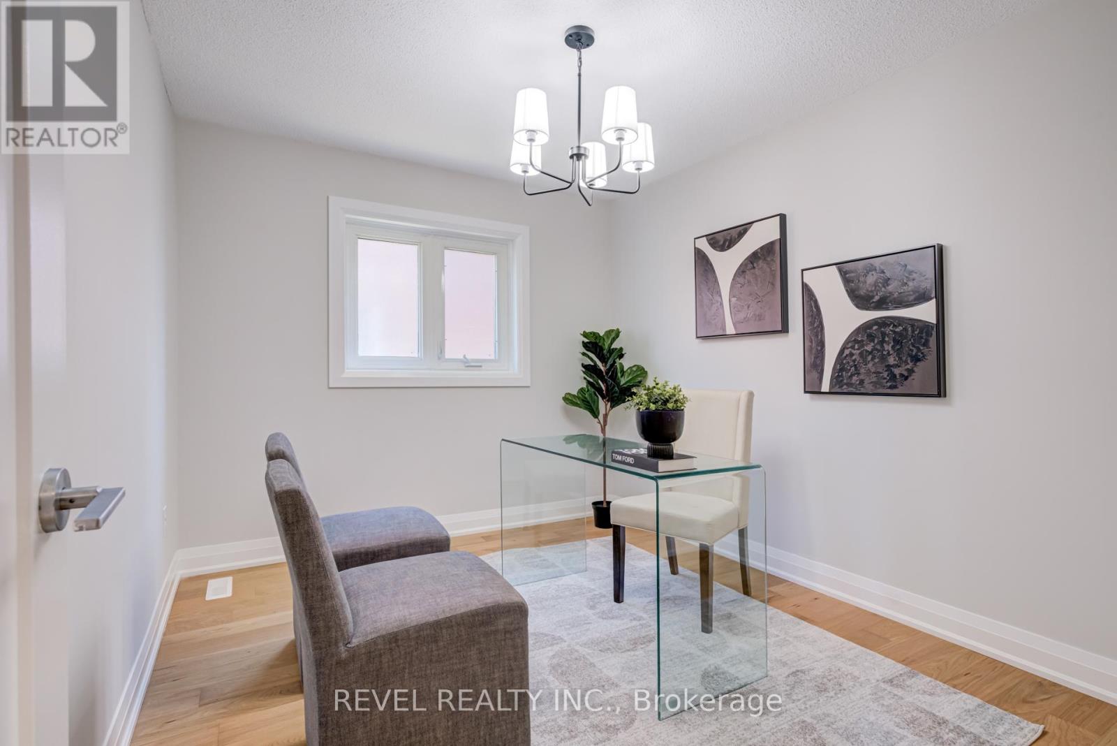 Single Family House for Sale in  LONE OAK AVENUE Brampton (Westgate) 