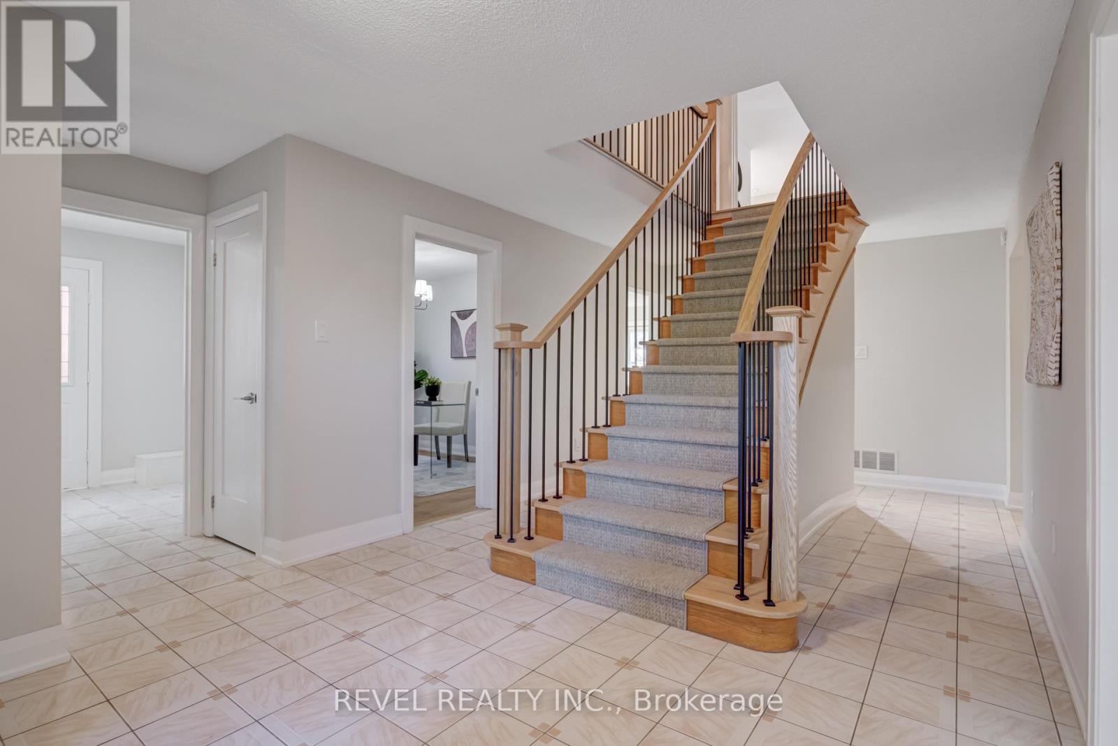 Single Family House for Sale in  LONE OAK AVENUE Brampton (Westgate) 