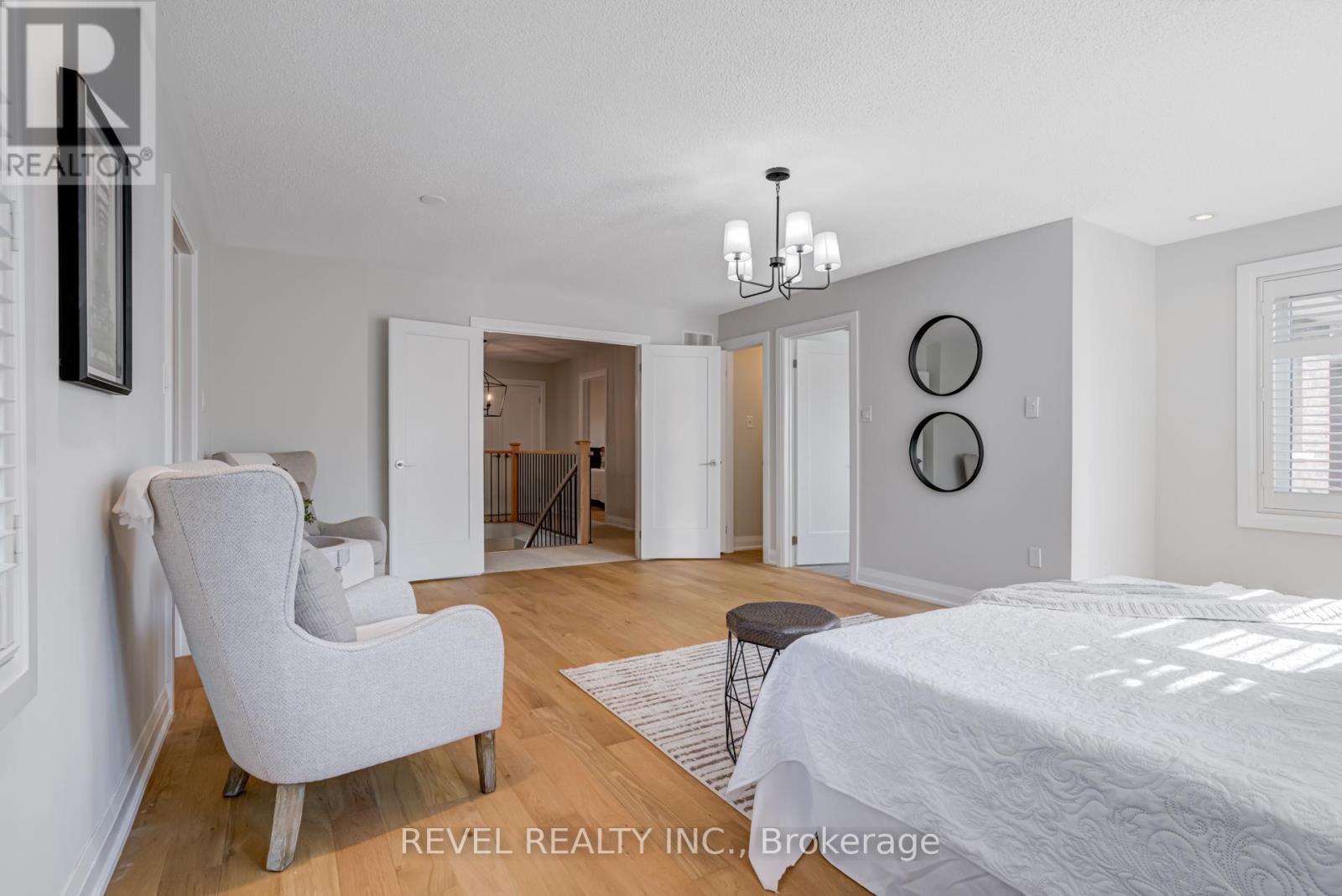 Single Family House for Sale in  LONE OAK AVENUE Brampton (Westgate) 