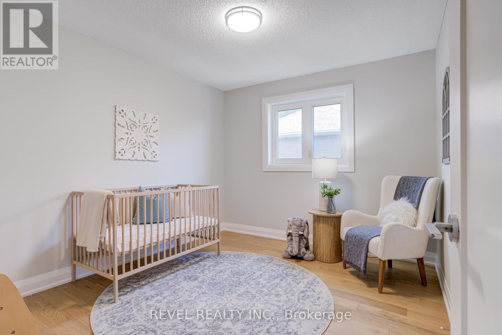 Single Family House for Sale in  LONE OAK AVENUE Brampton (Westgate) 