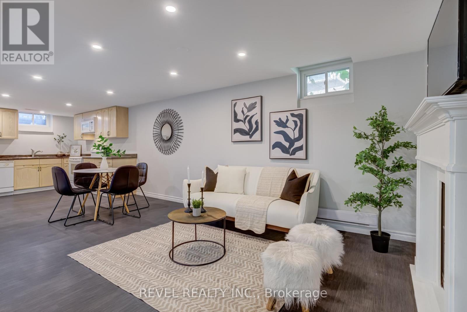 Single Family House for Sale in  LONE OAK AVENUE Brampton (Westgate) 