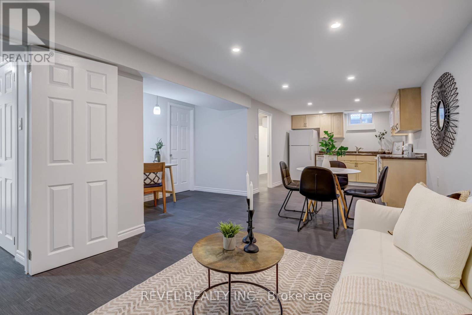 Single Family House for Sale in  LONE OAK AVENUE Brampton (Westgate) 