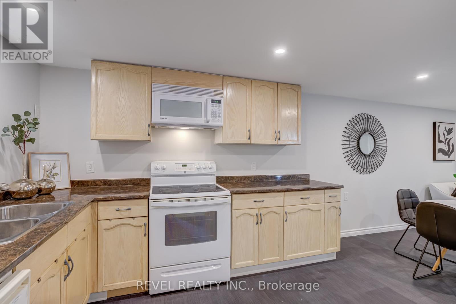 Single Family House for Sale in  LONE OAK AVENUE Brampton (Westgate) 