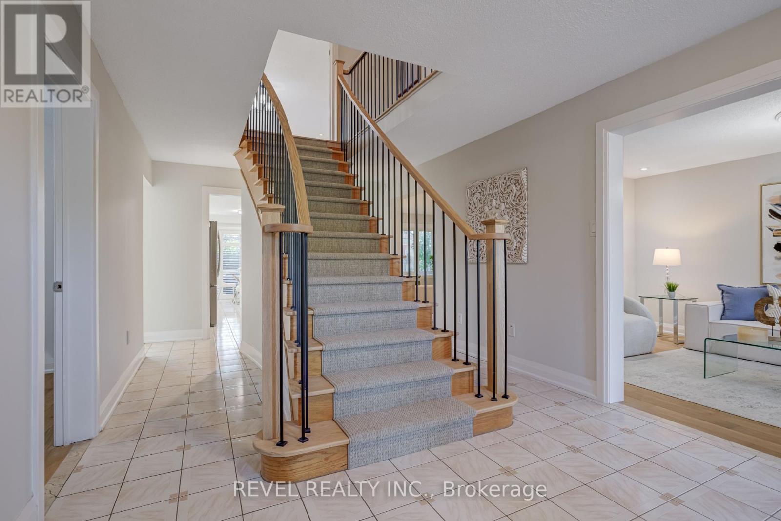 Single Family House for Sale in  LONE OAK AVENUE Brampton (Westgate) 