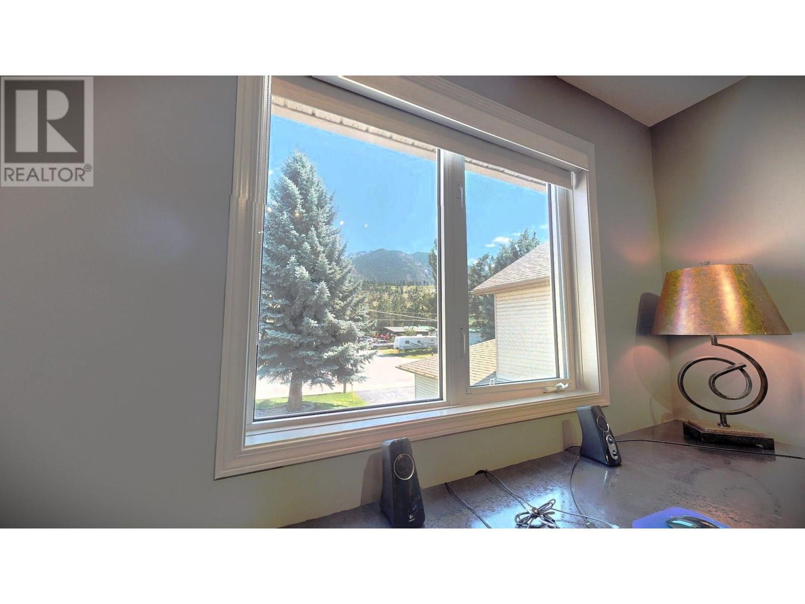 Photo 34 of 7535 Columbia Avenue Unit 13, Radium Hot Springs BC