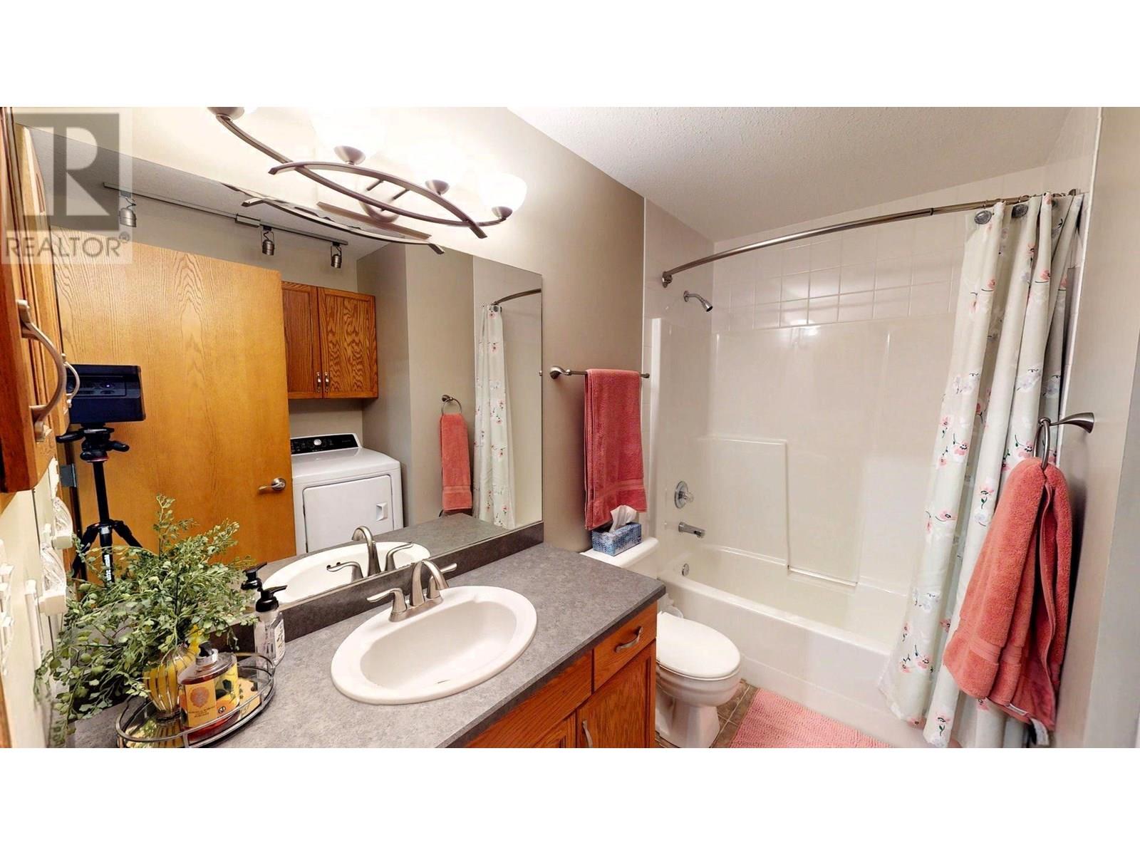 Photo 44 of 7535 Columbia Avenue Unit 13, Radium Hot Springs BC