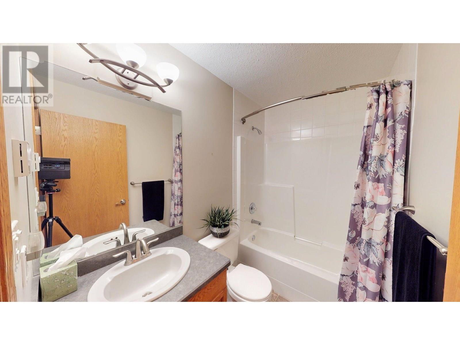 Photo 65 of 7535 Columbia Avenue Unit 13, Radium Hot Springs BC