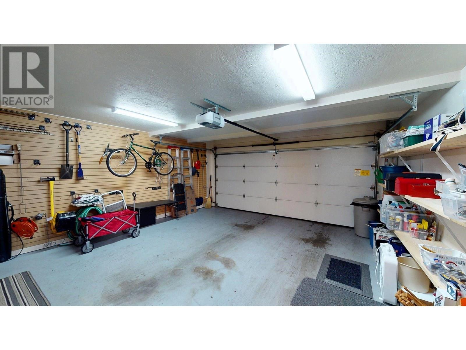 Photo 35 of 7535 Columbia Avenue Unit 13, Radium Hot Springs BC