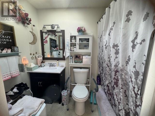 10 3096 South Main Street, Penticton