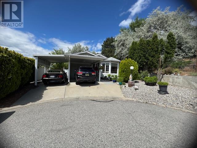 10 3096 South Main Street, Penticton