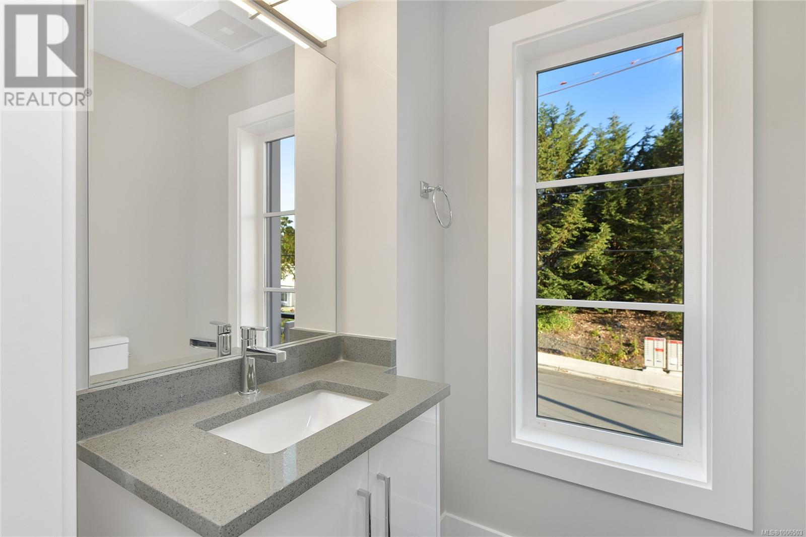 Photo 21 of 994 Citation Rd, Langford BC