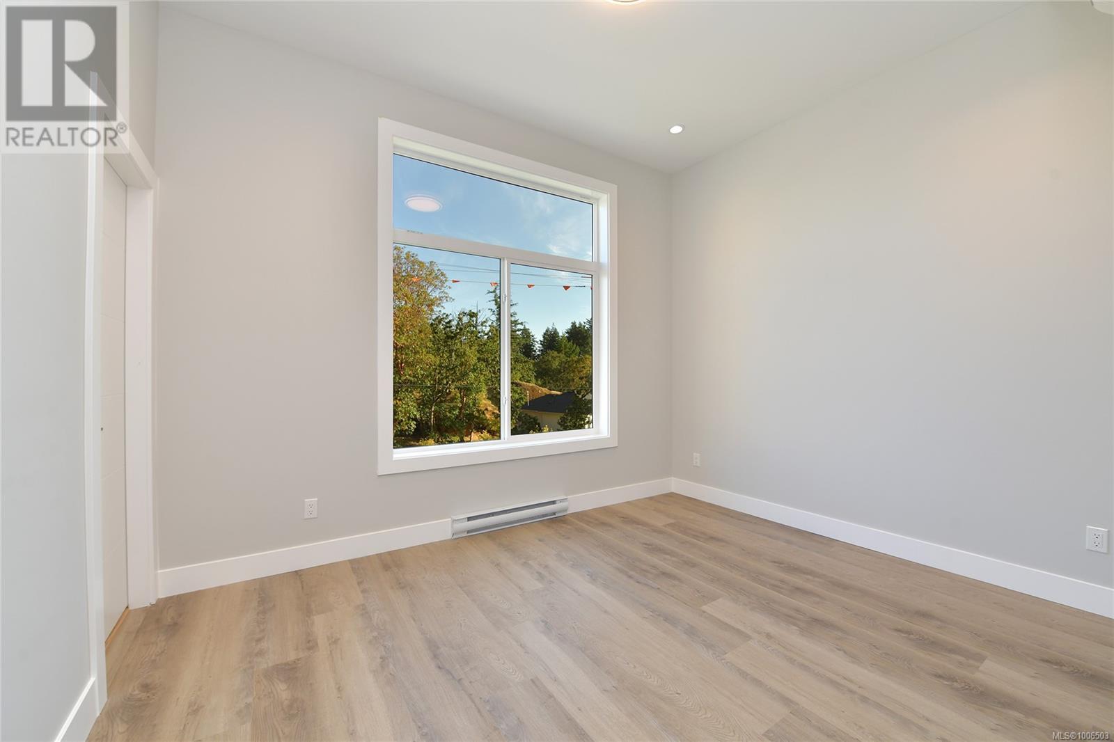 Photo 29 of 994 Citation Rd, Langford BC