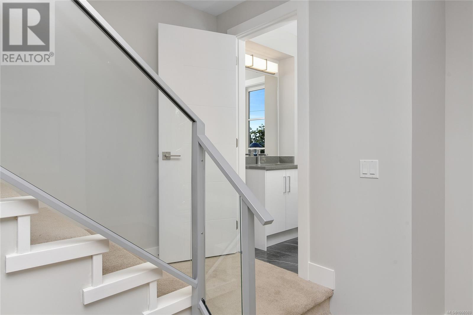 Photo 19 of 994 Citation Rd, Langford BC