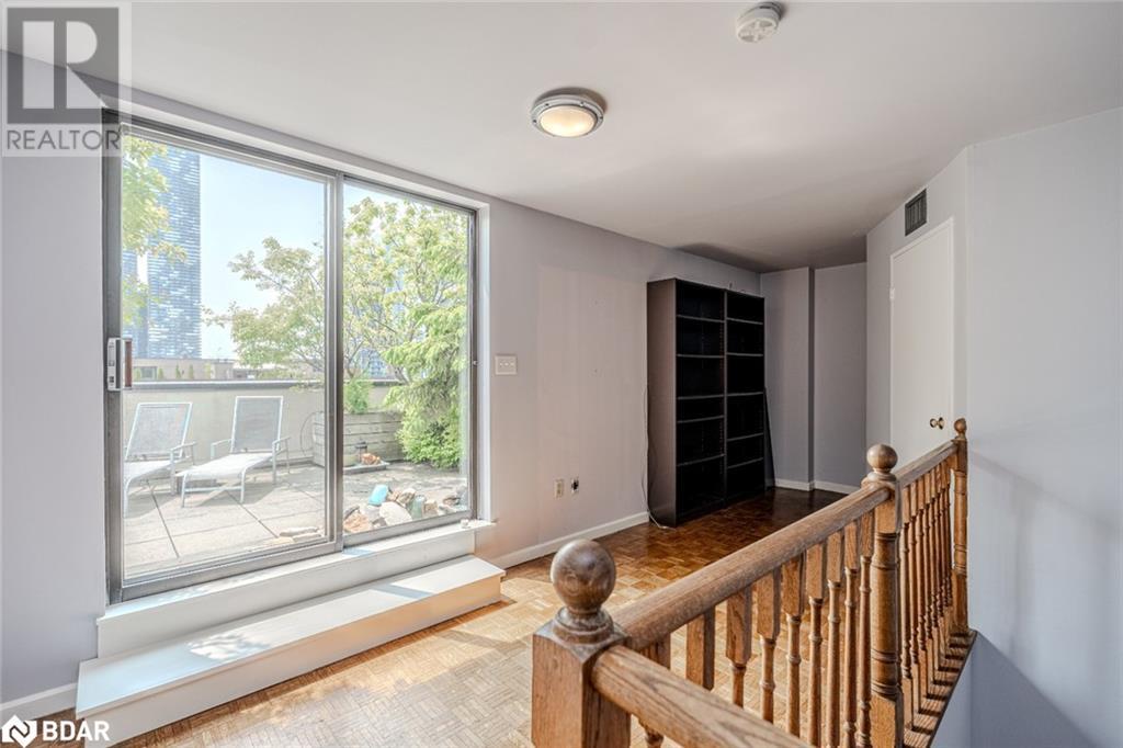 Photo 27 of 80 Front Street E Unit 824, Toronto ON