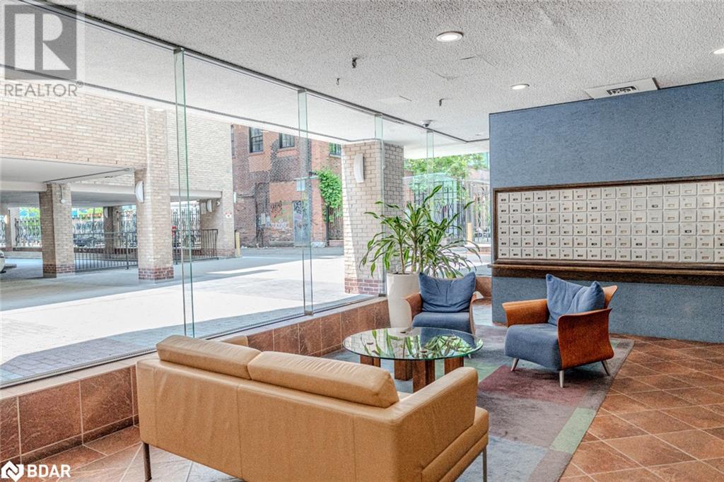Photo 14 of 80 Front Street E Unit 824, Toronto ON
