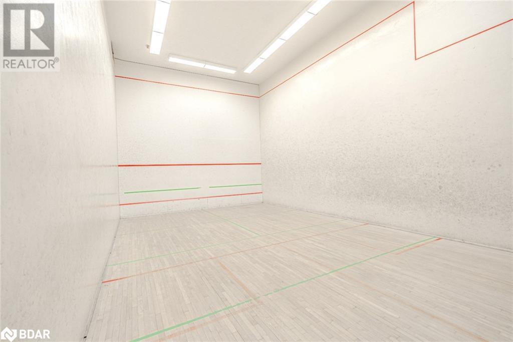 Photo 2 of 80 Front Street E Unit 824, Toronto ON