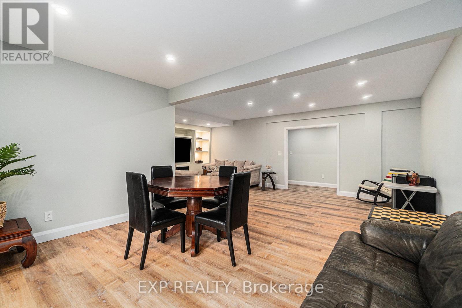 Photo 32 of 95 Constance Lake Road, Ottawa ON