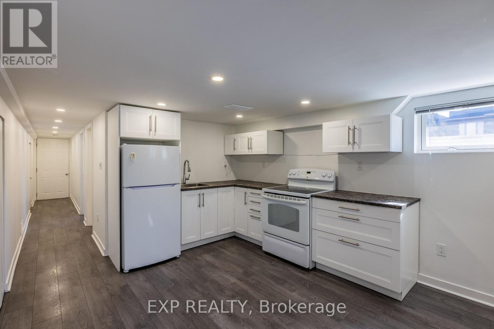 Photo 16 of 35 Withrow Avenue, Ottawa ON