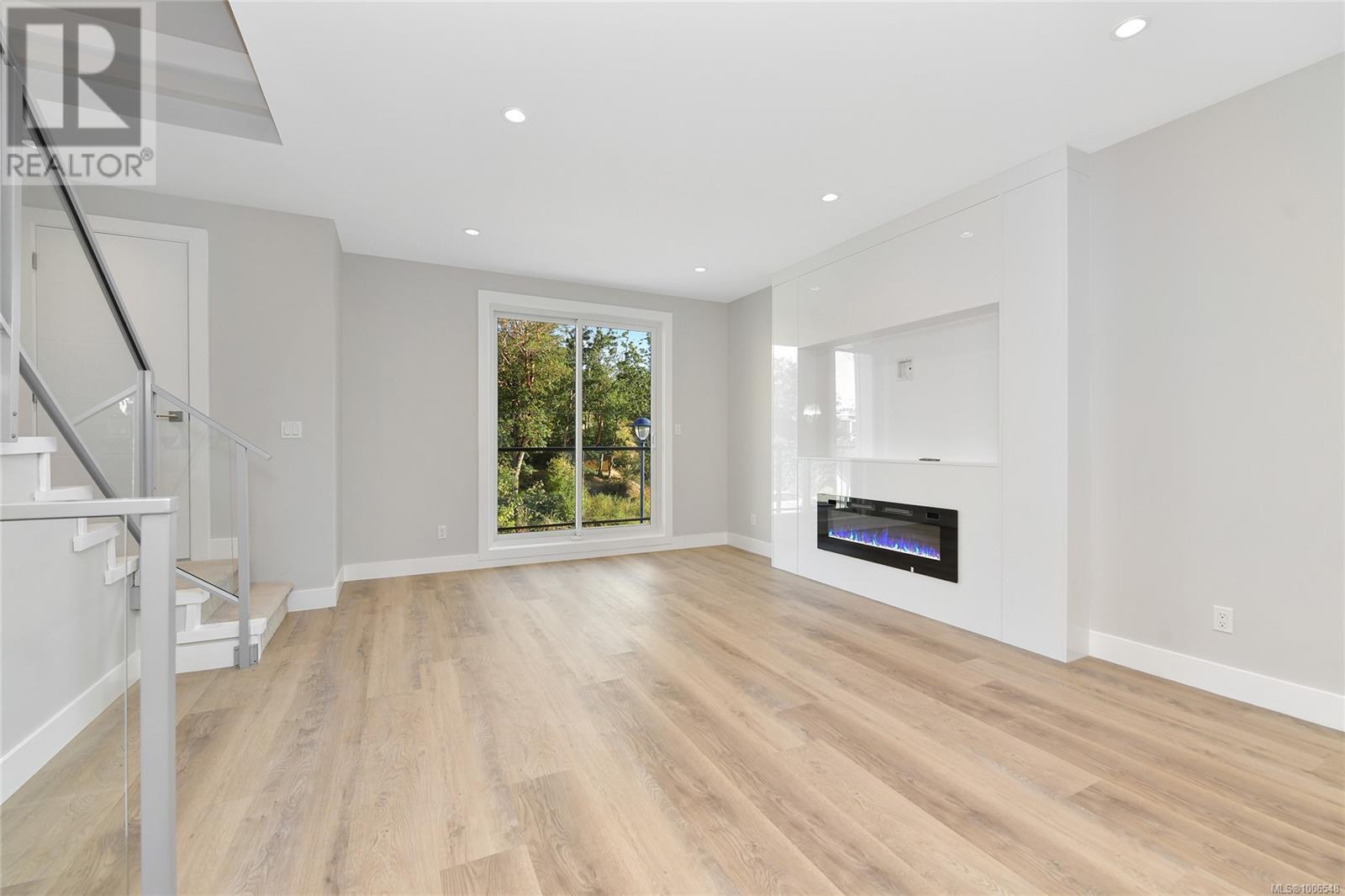 Photo 12 of 992 Citation Rd, Langford BC