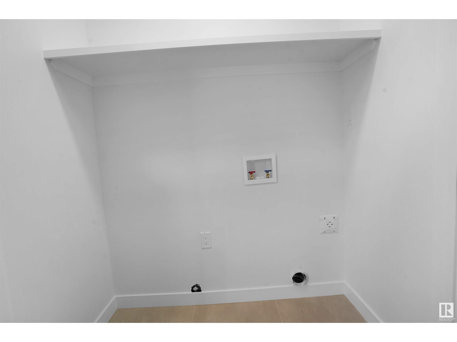Photo 27 of 10948 62 Av Nw, Edmonton AB
