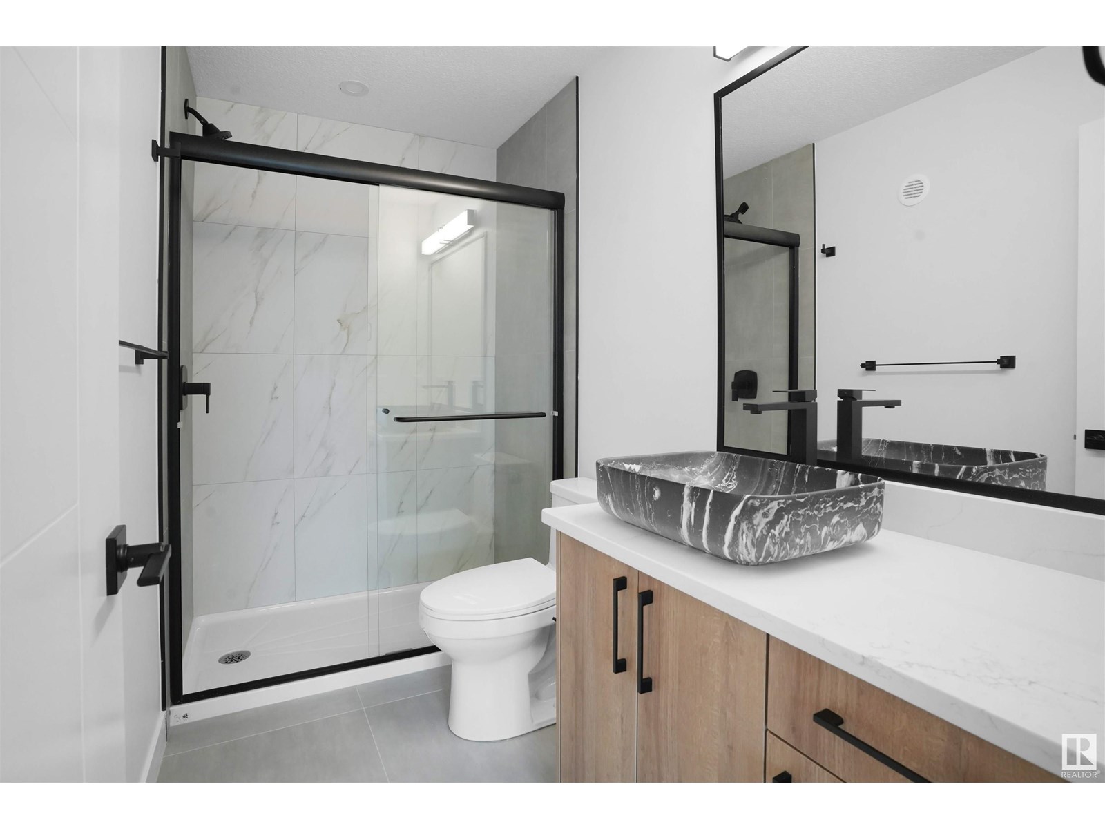 Photo 32 of 10948 62 Av Nw, Edmonton AB