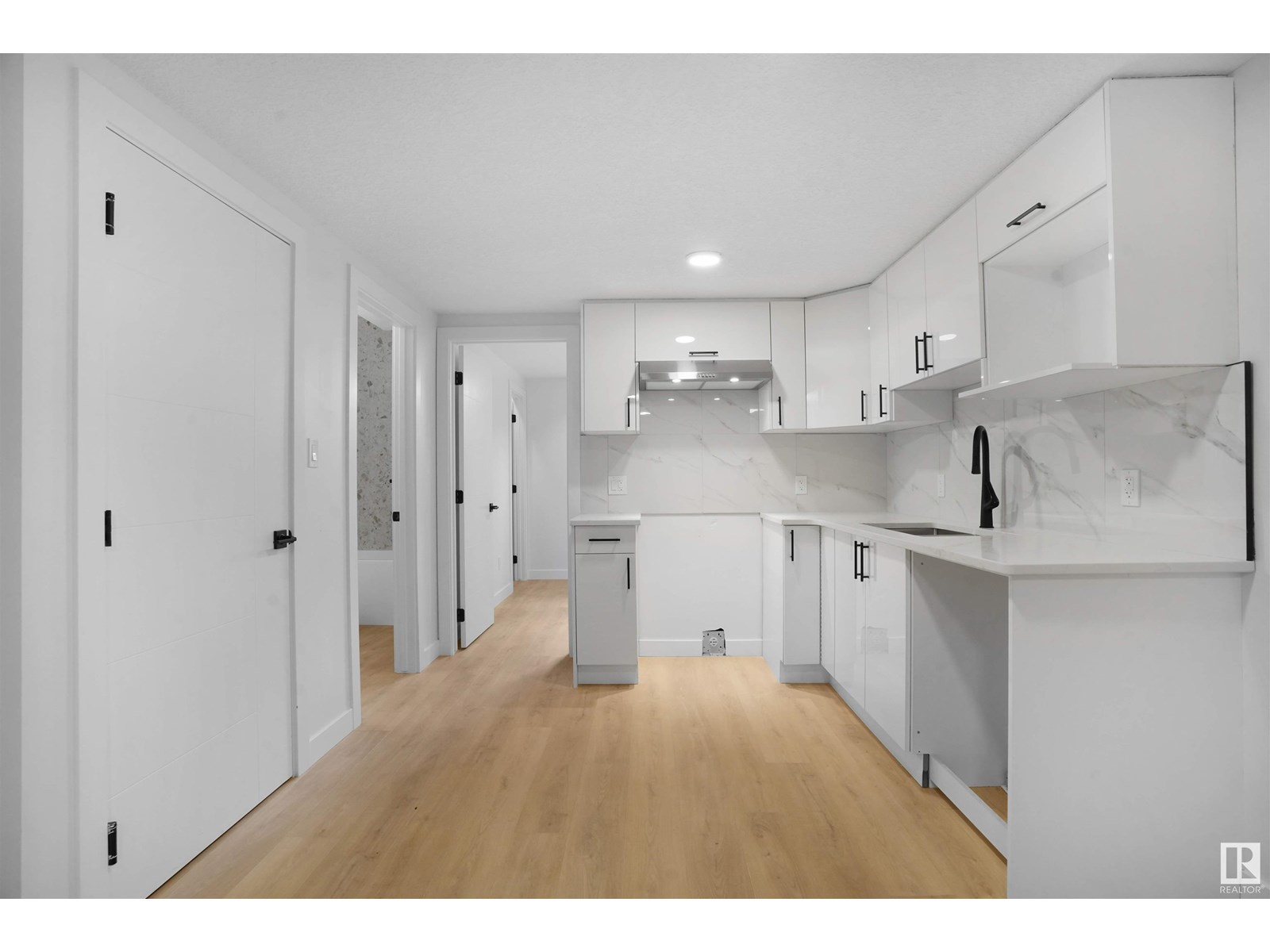 Photo 38 of 10948 62 Av Nw, Edmonton AB