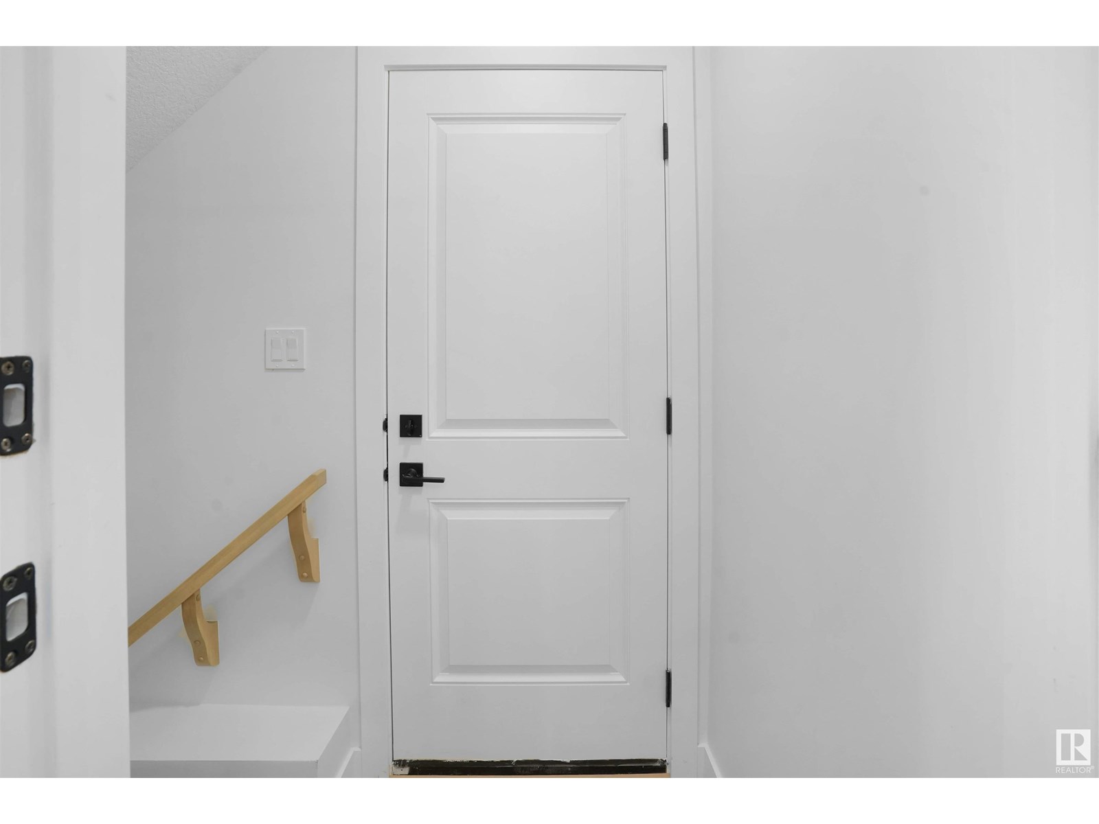 Photo 14 of 10948 62 Av Nw, Edmonton AB