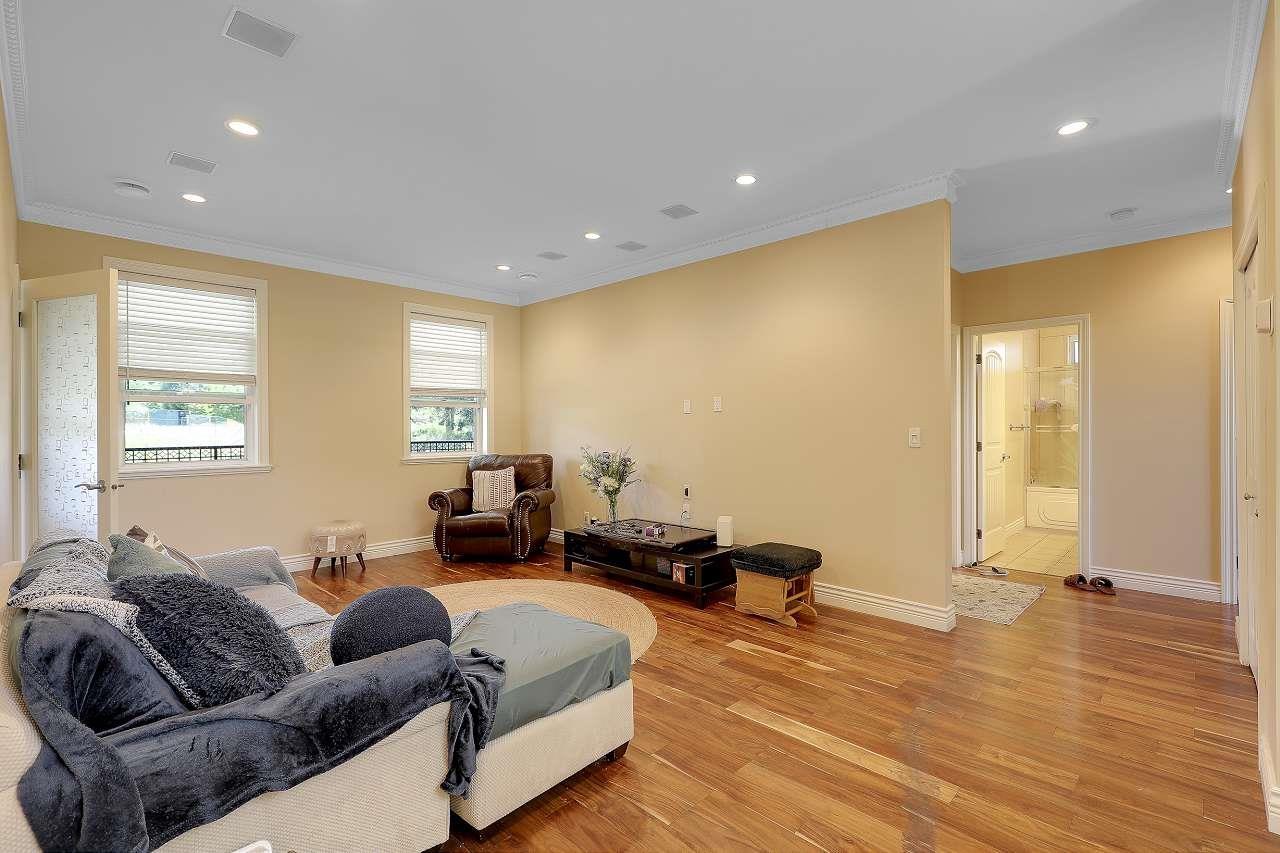Photo 13 of 10600 Whalley Boulevard, Surrey BC