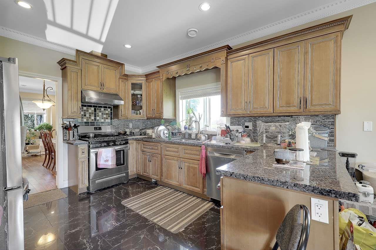 Photo 12 of 10600 Whalley Boulevard, Surrey BC
