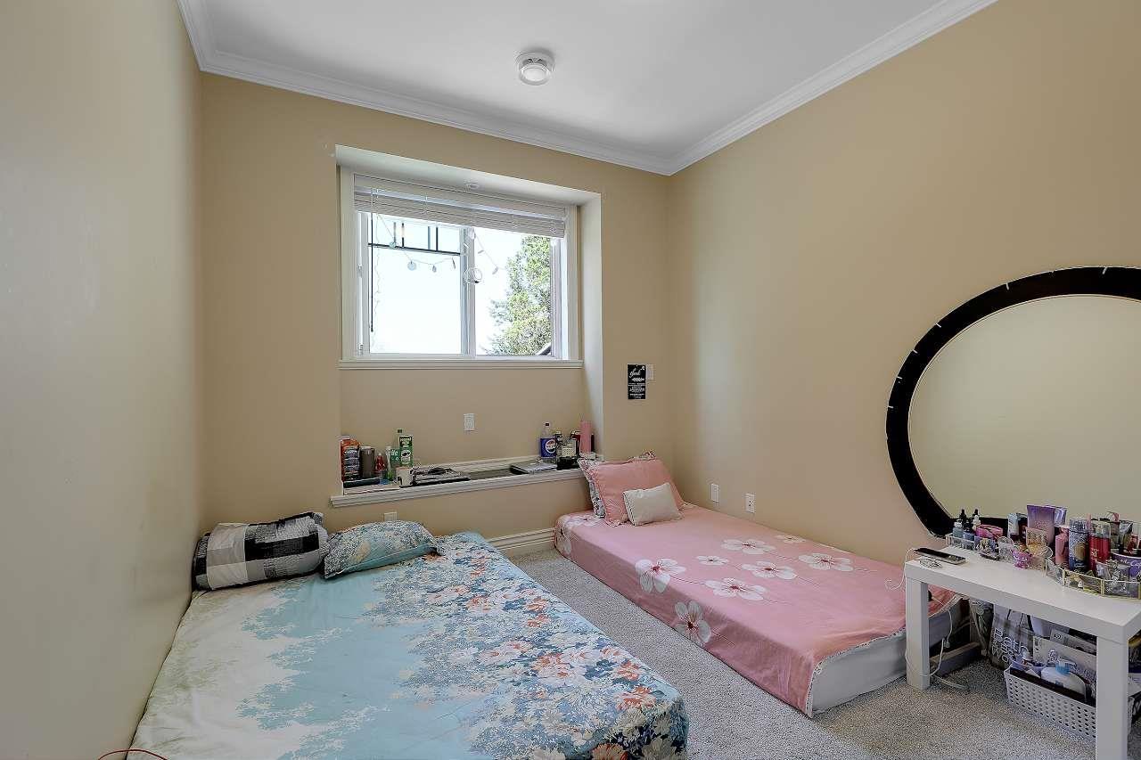 Photo 17 of 10600 Whalley Boulevard, Surrey BC
