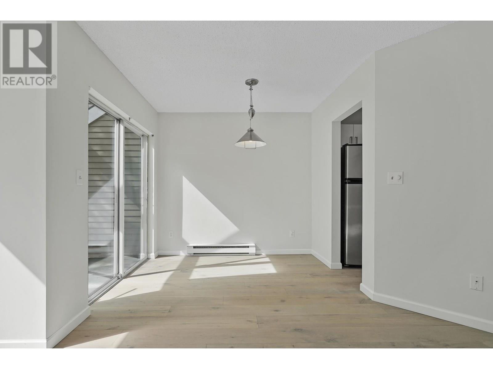 Photo 12 of 17 7400 Minoru Boulevard, Richmond BC