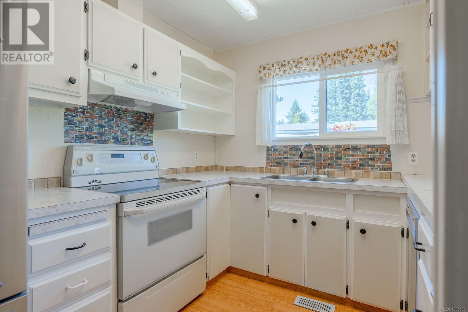 Photo 13 of 9 5150 Christie Rd, Ladysmith BC