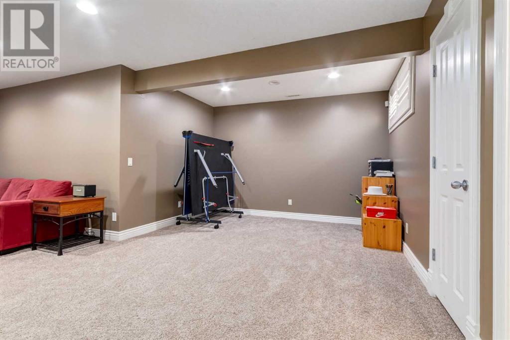 207 Tuscany Glen Park NW, Calgary, Alberta