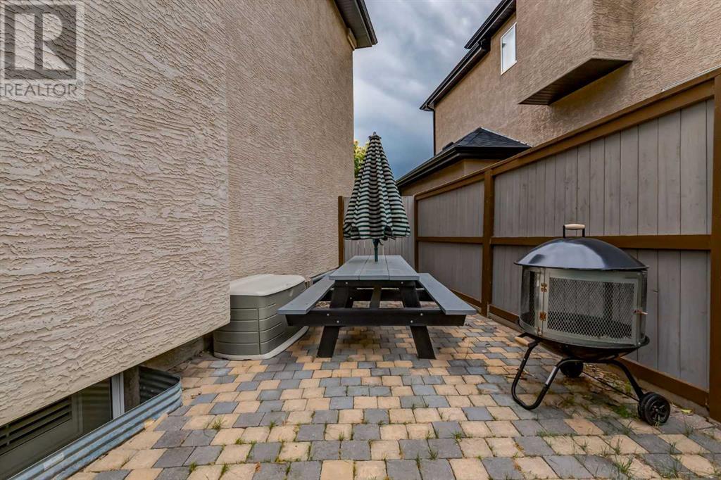 Single Family House for Sale in  Tuscany Glen Park NW Tuscany Calgary 