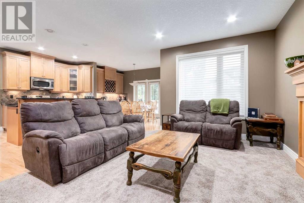 Single Family House for Sale in  Tuscany Glen Park NW Tuscany Calgary 