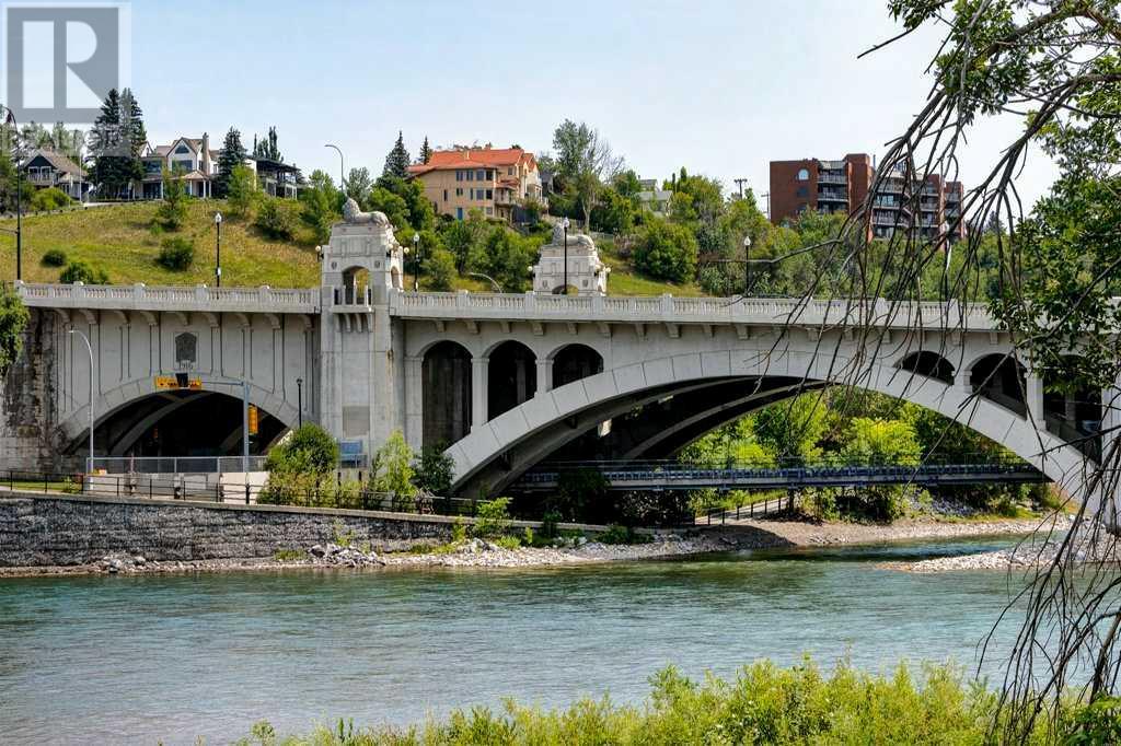 Single Family House for Sale in   Riverfront Avenue SW Chinatown Calgary 