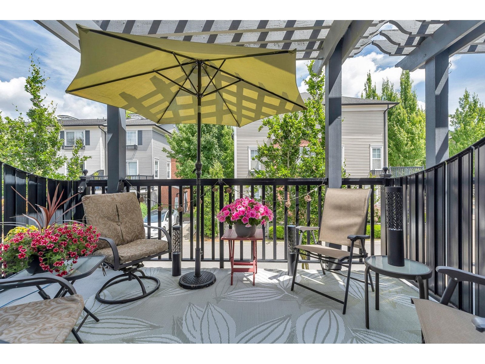 Photo 12 of 52 7238 189 Street, Surrey BC