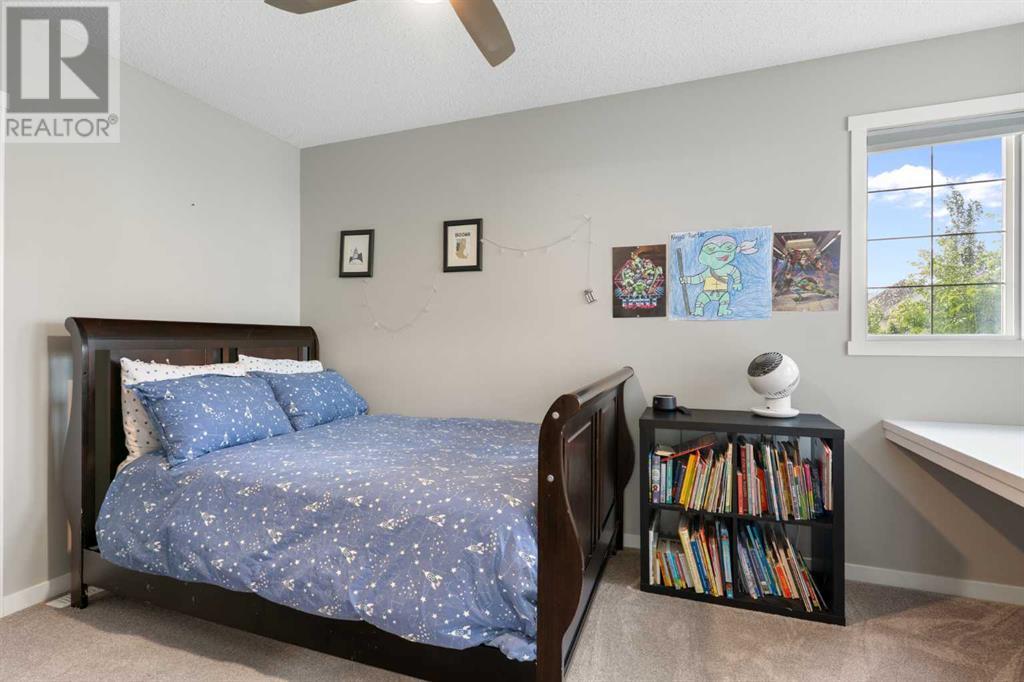 Single Family House for Sale in  Tuscany Ridge Mews NW Tuscany Calgary 